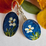 Load image into Gallery viewer, Painted Daisy Earrings
