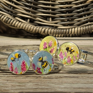 Paint Bee Bangle