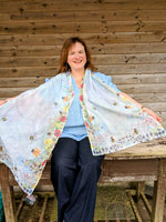 Load image into Gallery viewer, Busy Bee Muslin Shawl
